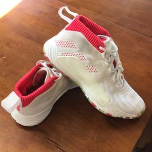 MENS ADIDAS DAME 5 ALL SKATE SNEAKERS Size 10.5